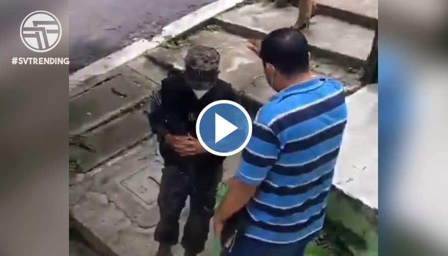 VIDEO: Salvadoreño encomienda a Dios al Ministro Monroy