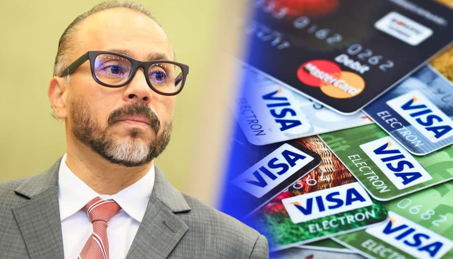 Bancada Cyan eliminará las membresías y sobregiros de las tarjetas de crédito