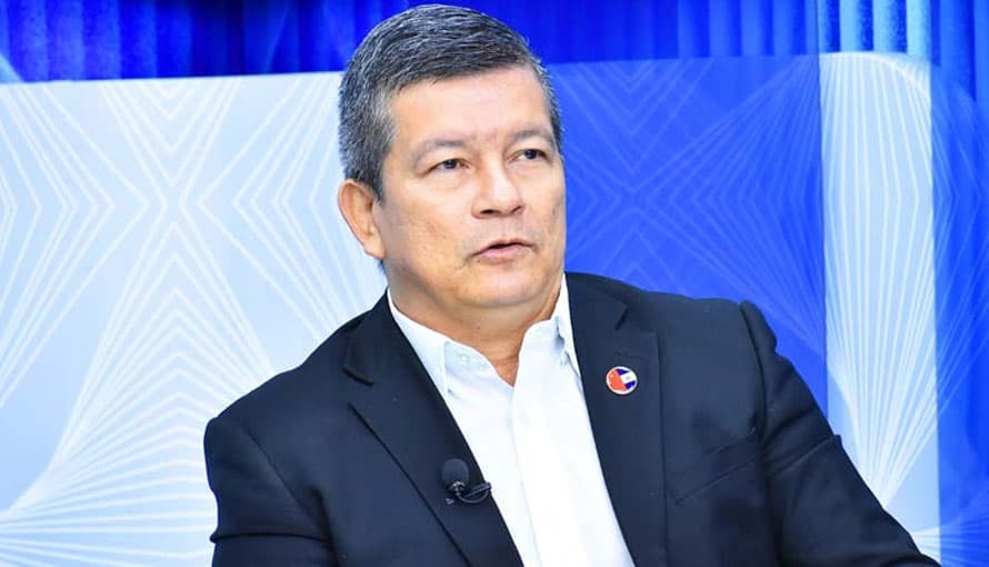 Chino Flores afirma que de postularse para el 2024 representaría una amplia “coalición” de izquierda