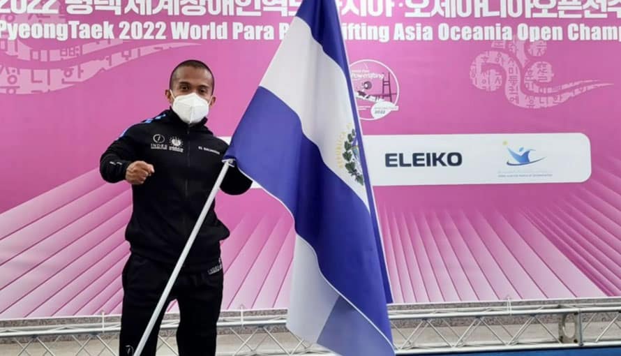 Herbert Aceituno pone en alto el nombre de El Salvador al ganar medalla de oro