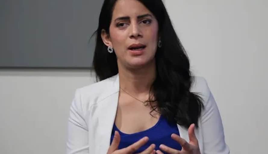 Claudia Ortiz asegura que la gente le pide postularse para presidenta de El Salvador