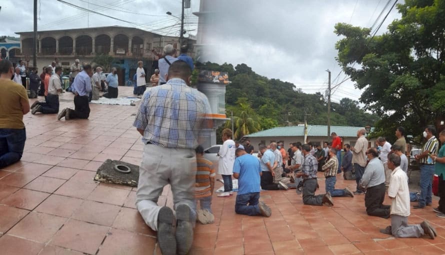 Más salvadoreños piden a Dios para que Julia no azote Centroamérica